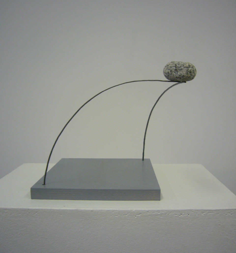 M 242 - Draht, Granitkiesel . 20 x 23 x 23 cm - 2024 Jürgen Zaun I M 242 I Draht I Granitkiesel I 20 x 23 x 23 cm I 2024